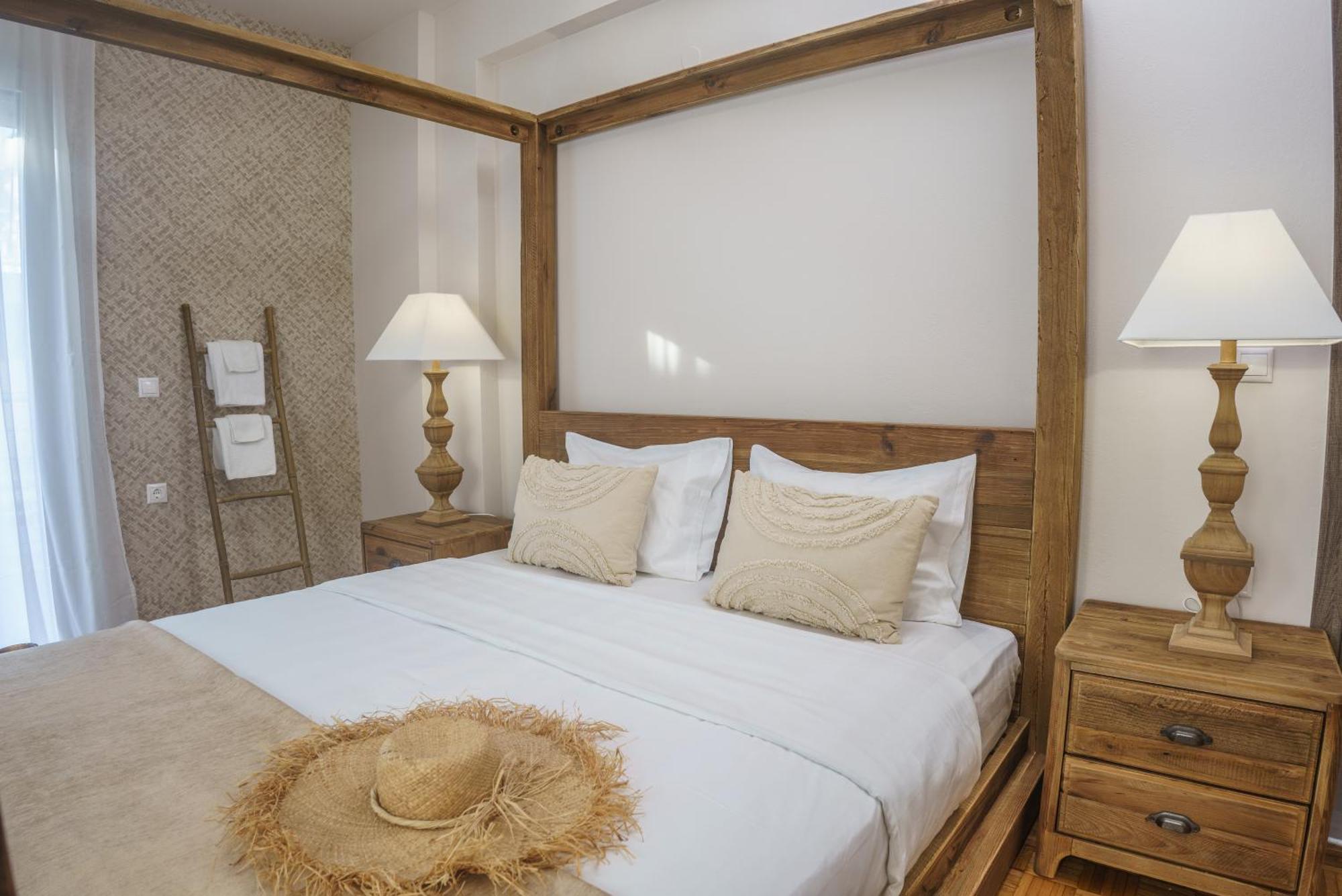 Moenia Luxury